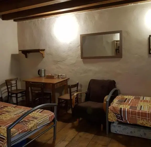 浴室共有スタンダード４人用ルーム, Hostelskippy