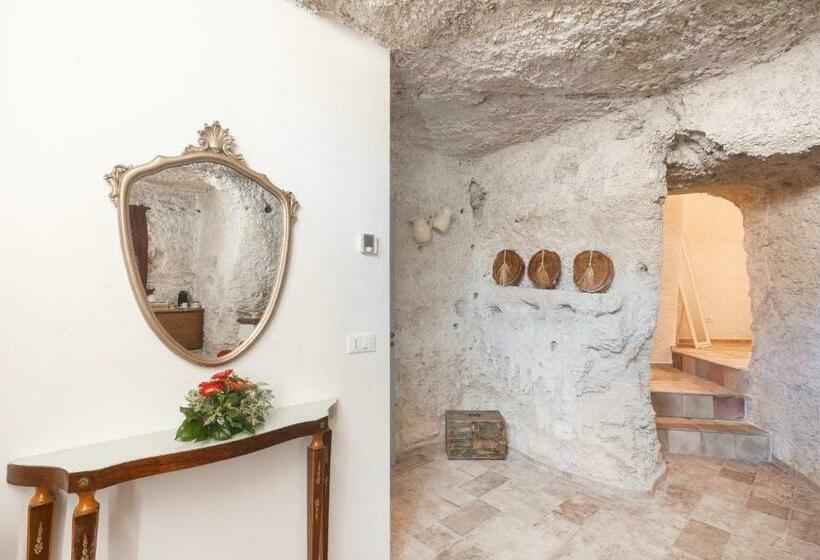 סוויטת ג'וניור, Masseria Torre Rossa