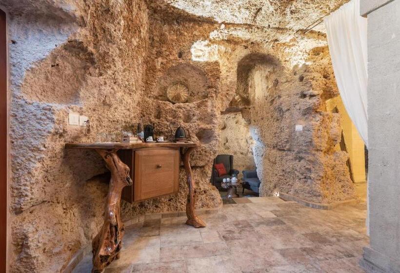 스위트, Masseria Torre Rossa