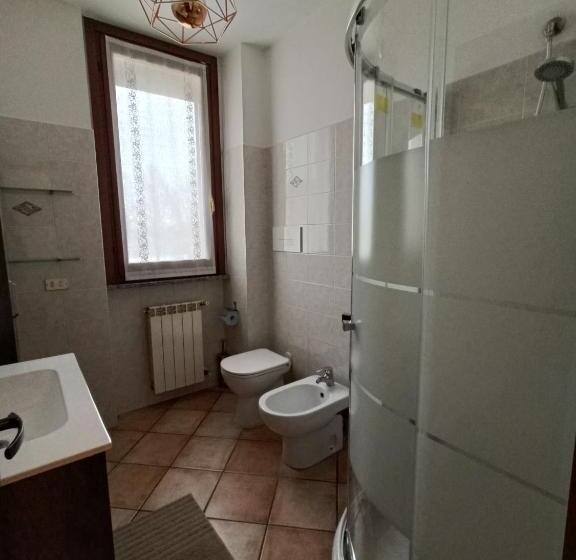 غرفة قياسية حمام مشترك, Foresteria Sirio