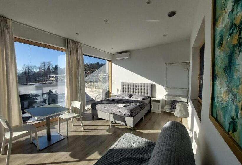 Suite with Terrace, Deluxe Tivoli Suites