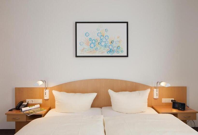 Номер Стандарт, Künstlerhaus