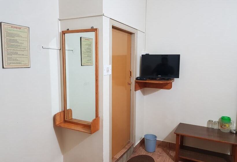 经济房, Sri Kumara Lodge