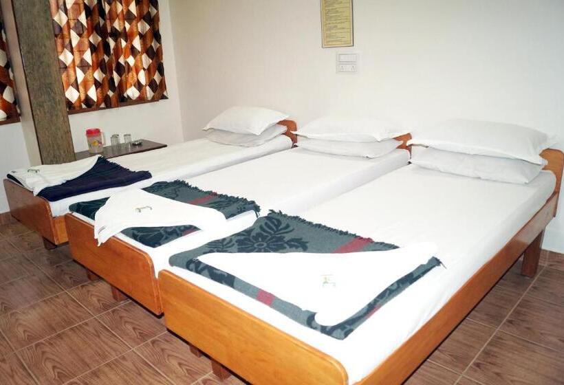 غرفة عائلية, Sri Kumara Lodge