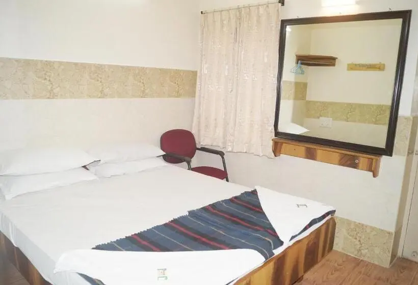 اتاق لوکس, Sri Kumara Lodge