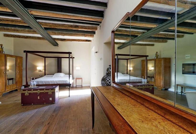 キングサイズベッドのスーペリアルーム, Tenuta Lisetta