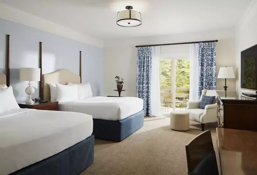 اتاق لوکس, Boar's Head Resort