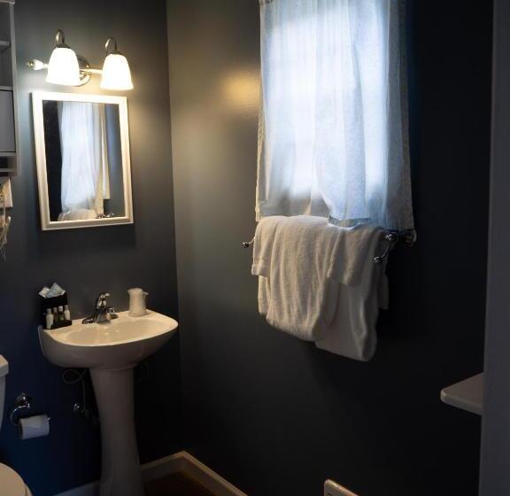 غرفة قياسية سرير كينج, Blowing Rock Inn