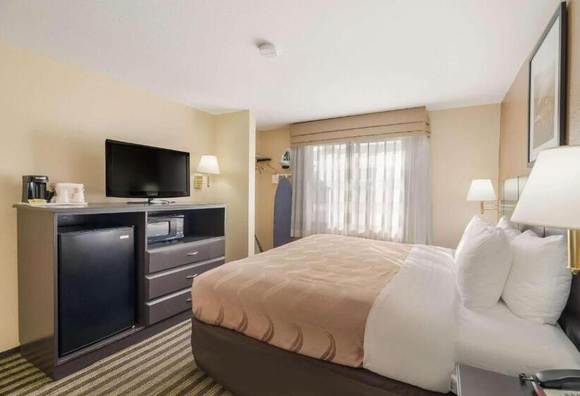 غرفة قياسية سرير كينج, Quality Inn