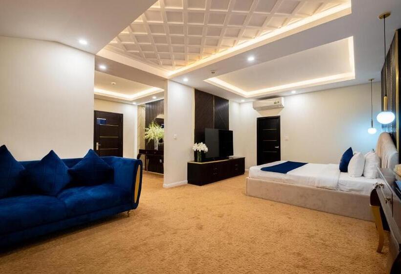 آپارتمان 3 خوابه, Sandals Lily