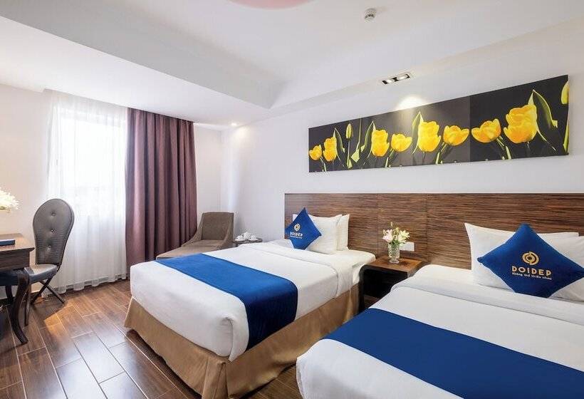 سوییت خانوادگی, Sandals Lily