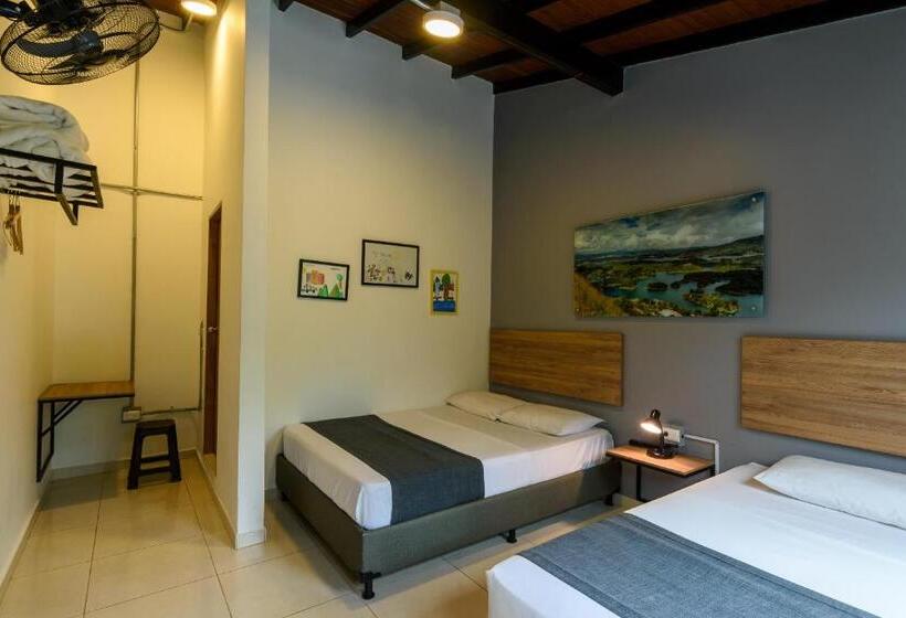 标准间, Med La Palma