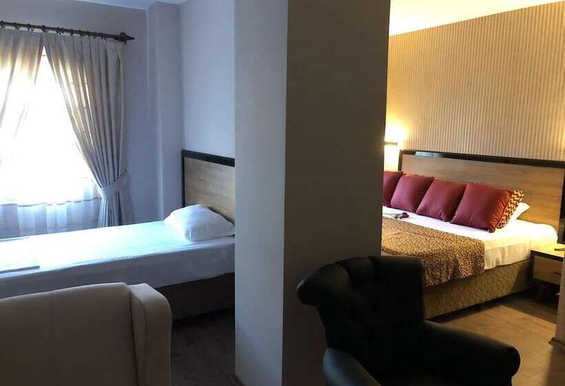 סוויטה משפחתית, Suvari