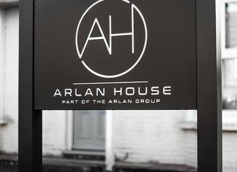 小型套房, Arlan House, Central Basingstoke