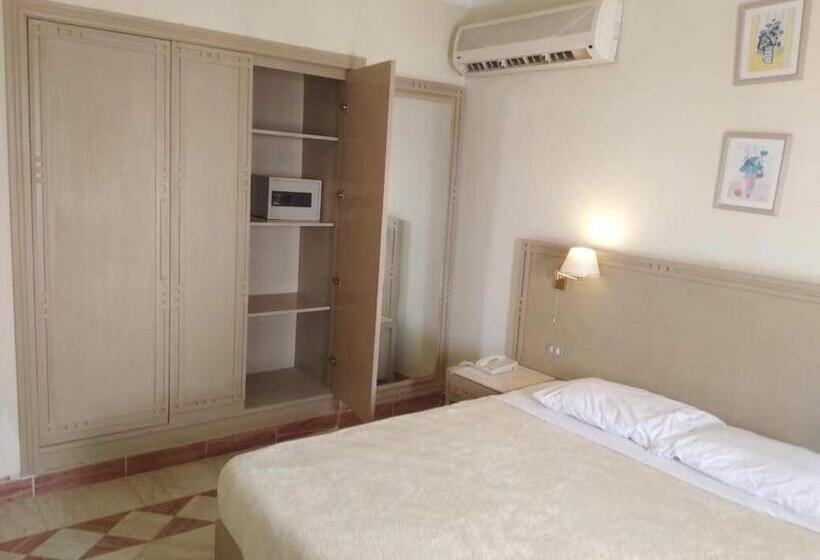 اتاق استاندارد, Royal Beach Resort Sudr