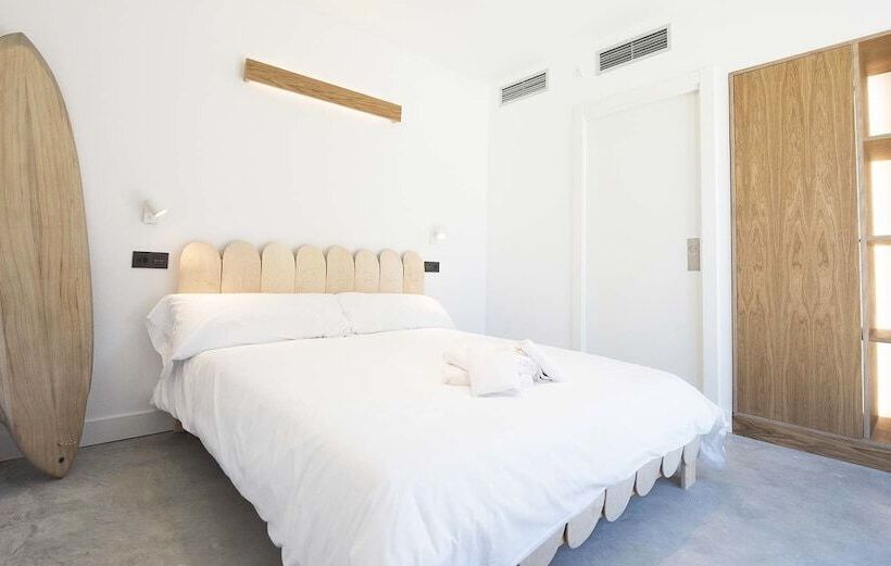Четырехместный Номер Стандарт, Moana Eco Surf House   Hostel