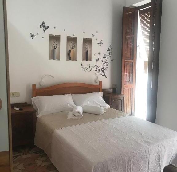 غرفة قياسية ثلاثية, Ca De L Alfas