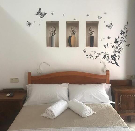 غرفة قياسية ثلاثية, Ca De L Alfas