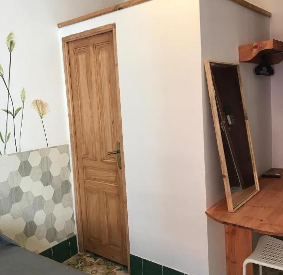 غرفة قياسية, Ca De L Alfas