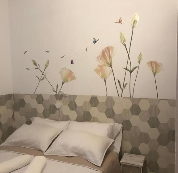 غرفة قياسية, Ca De L Alfas