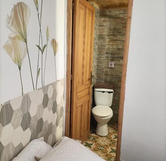 غرفة قياسية, Ca De L Alfas