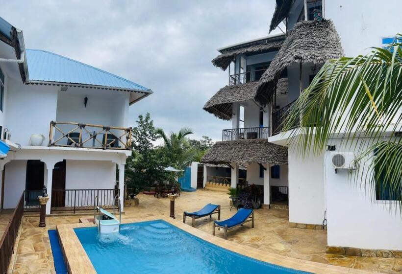 اتاق خانوادگی, Boshowa Villas