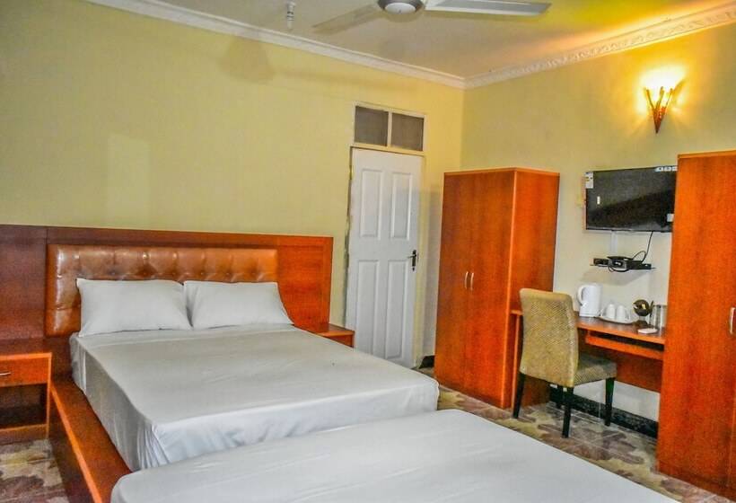 اتاق خانوادگی, Boshowa Villas