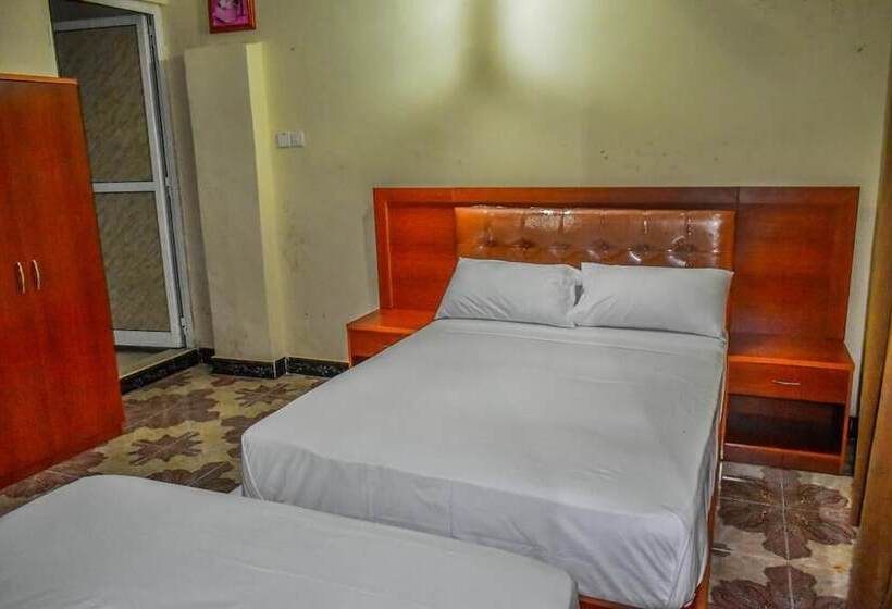 اتاق خانوادگی, Boshowa Villas