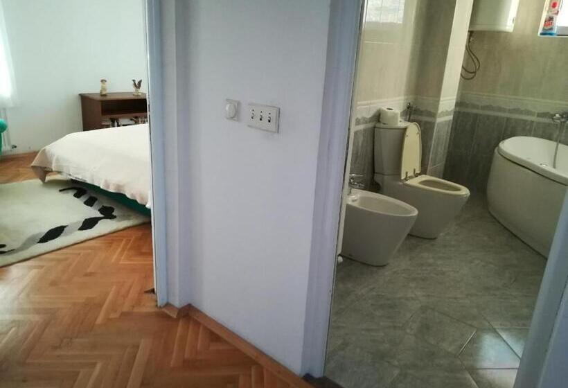 آپارتمان 2 خوابه, Vila Sentić