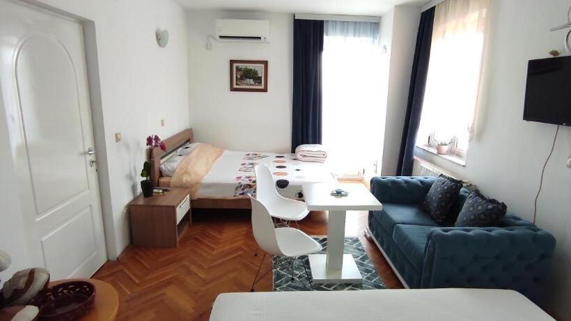 آپارتمان 1 خوابه, Vila Sentić