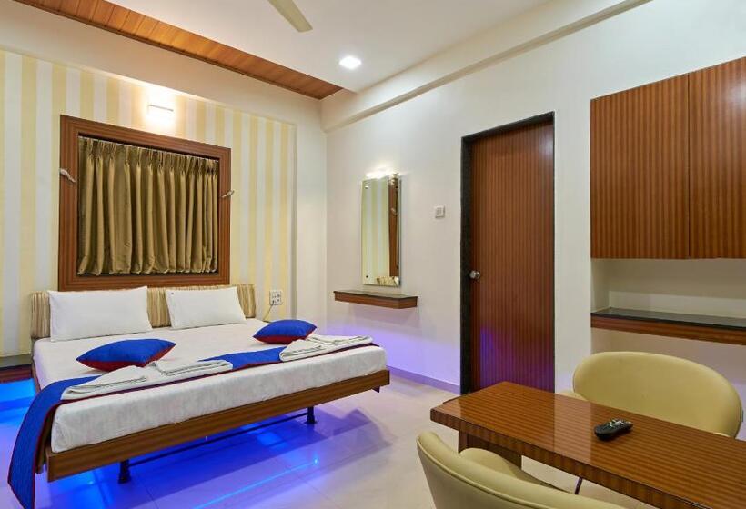 חדר סופריור, Ganeshratna Executive