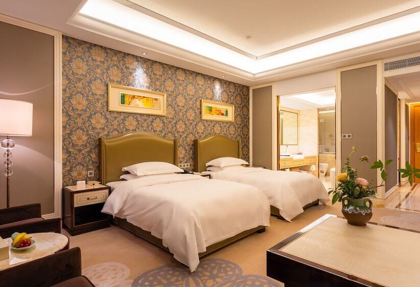 豪华房间, Oriental Ventura