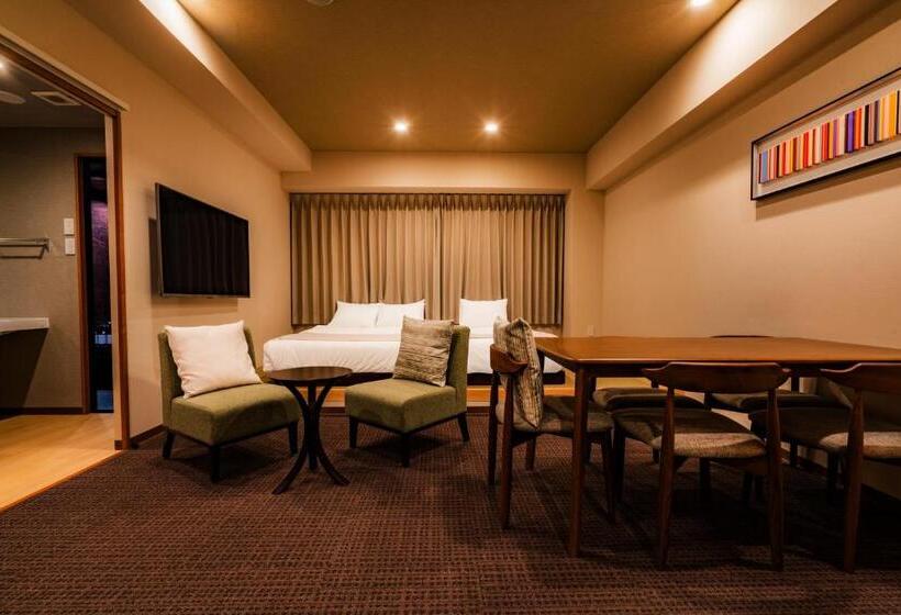 חדר אקזקיוטיב לשלושה, Randor Residential Hotel Kyoto Suites