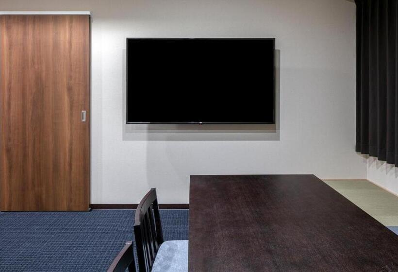 סוויטה עם ג'קוזי, Randor Residential Hotel Kyoto Suites