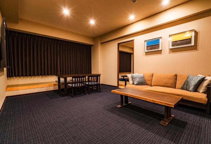 סוויטה עם ג'קוזי, Randor Residential Hotel Kyoto Suites