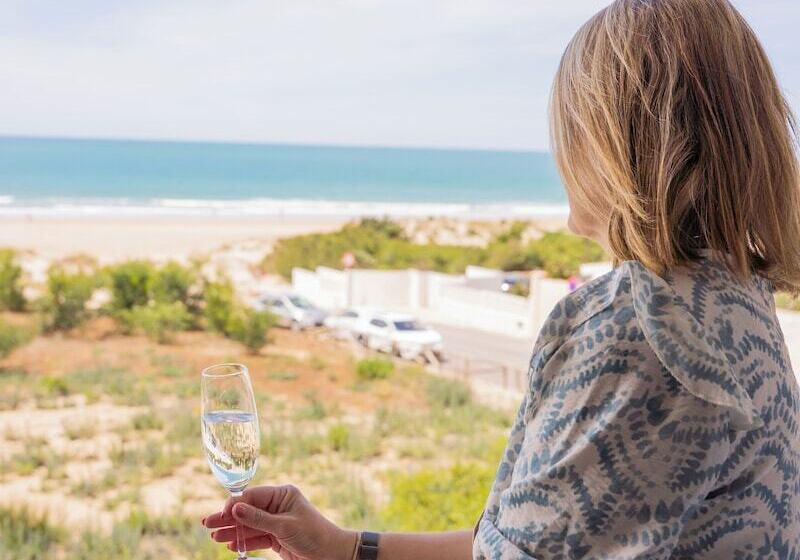 غرفة ديلوكس مطلّة علي البحر, Boutique Aroma De Mar