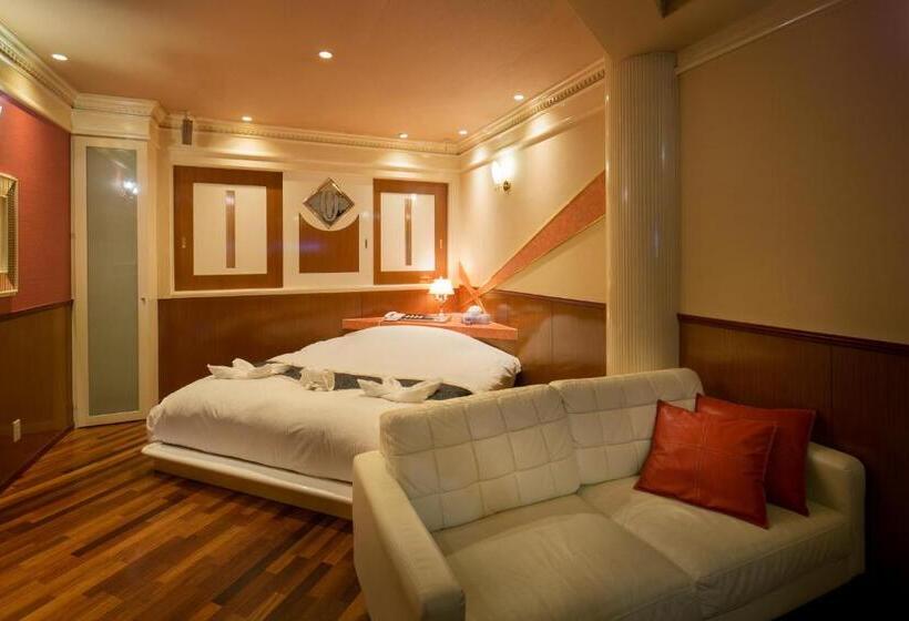 Номер Стандарт, Bypass