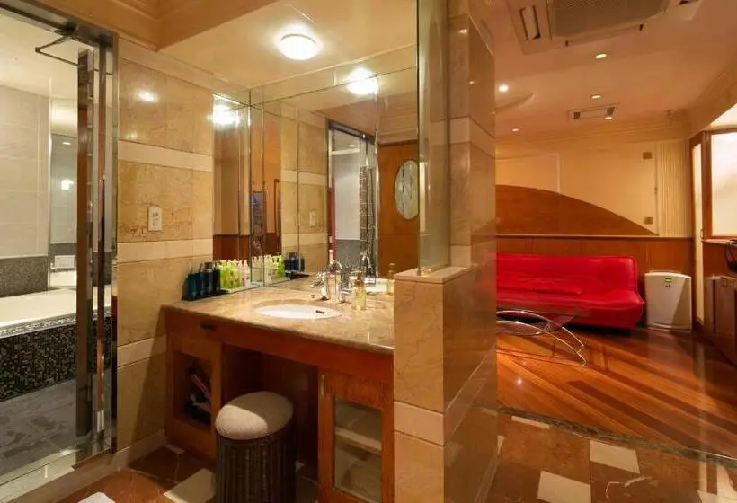 スタンダードルーム, Bypass