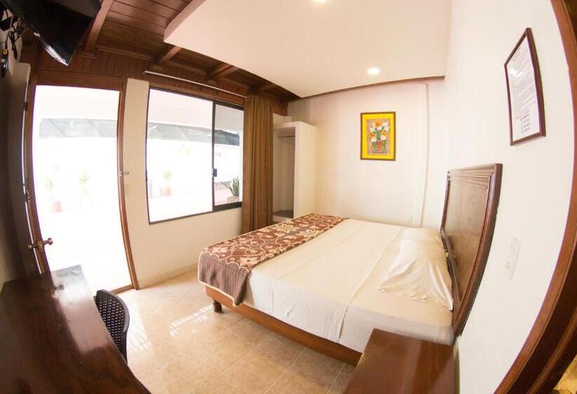 غرفة ديلوكس, Ricarlo