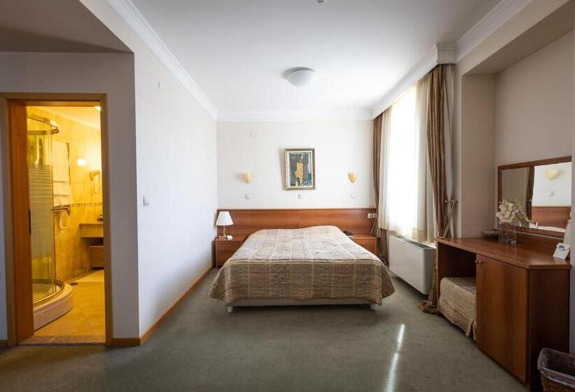 سوییت, Apollonia Hotel Gevgelija