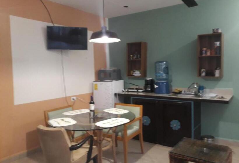 标准工作室, Bea Rooms And Studios