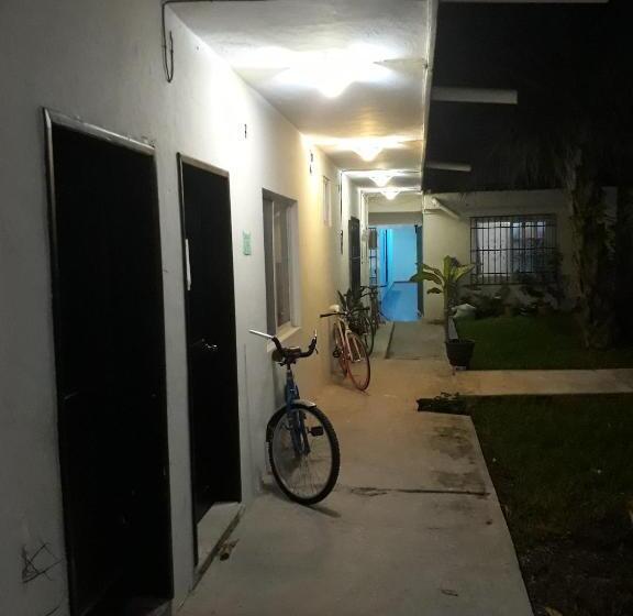 标准工作室, Bea Rooms And Studios