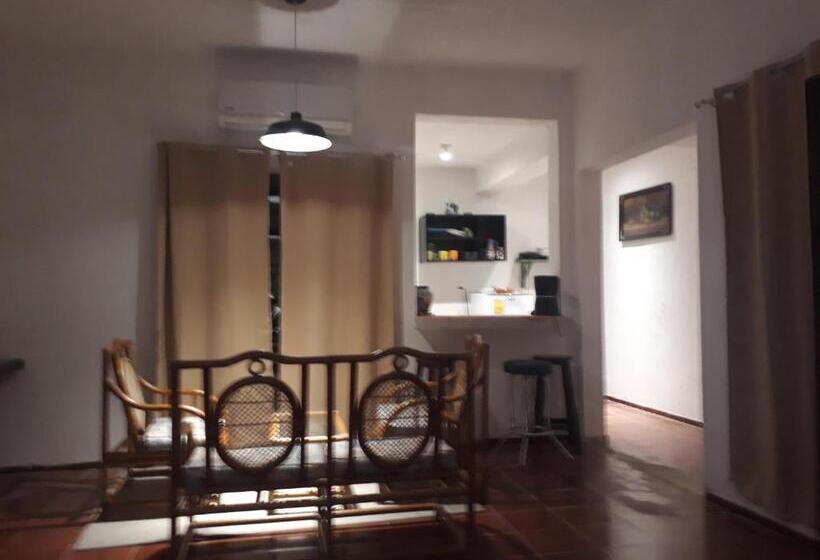 舒适三人间, Bea Rooms And Studios