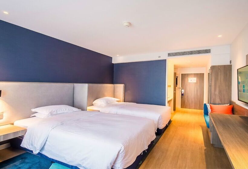 Номер Стандарт 2 Двуспальные Кровати, Holiday Inn Express Kunming West, An Ihg