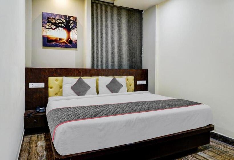 Deluxe Rum, Townhouse 1199 Hotel Dev S Inn By Cj