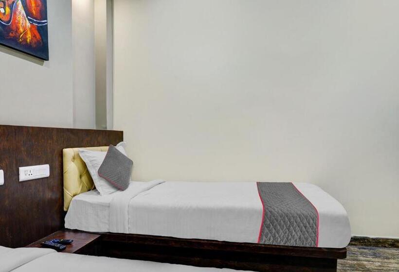 Deluxe Rum, Townhouse 1199 Hotel Dev S Inn By Cj