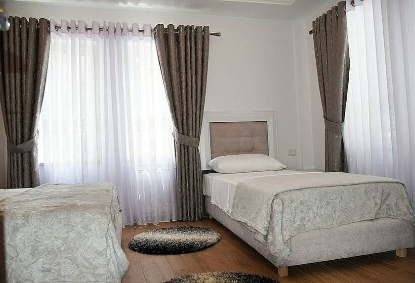 اتاق لوکس سه تخته, Eagles Philadelfia