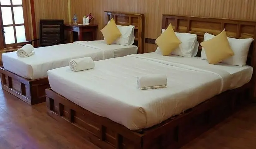 Economy Triple Room, Anandas Beach Resort