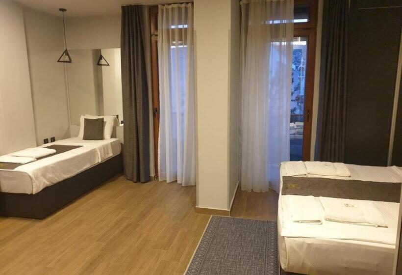 اتاق لوکس چهار تخته, International Palace