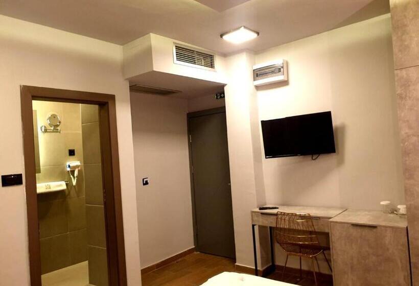 اتاق لوکس یک تخته, International Palace